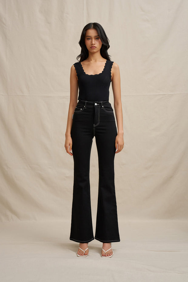 Scallop Knit Top - Black