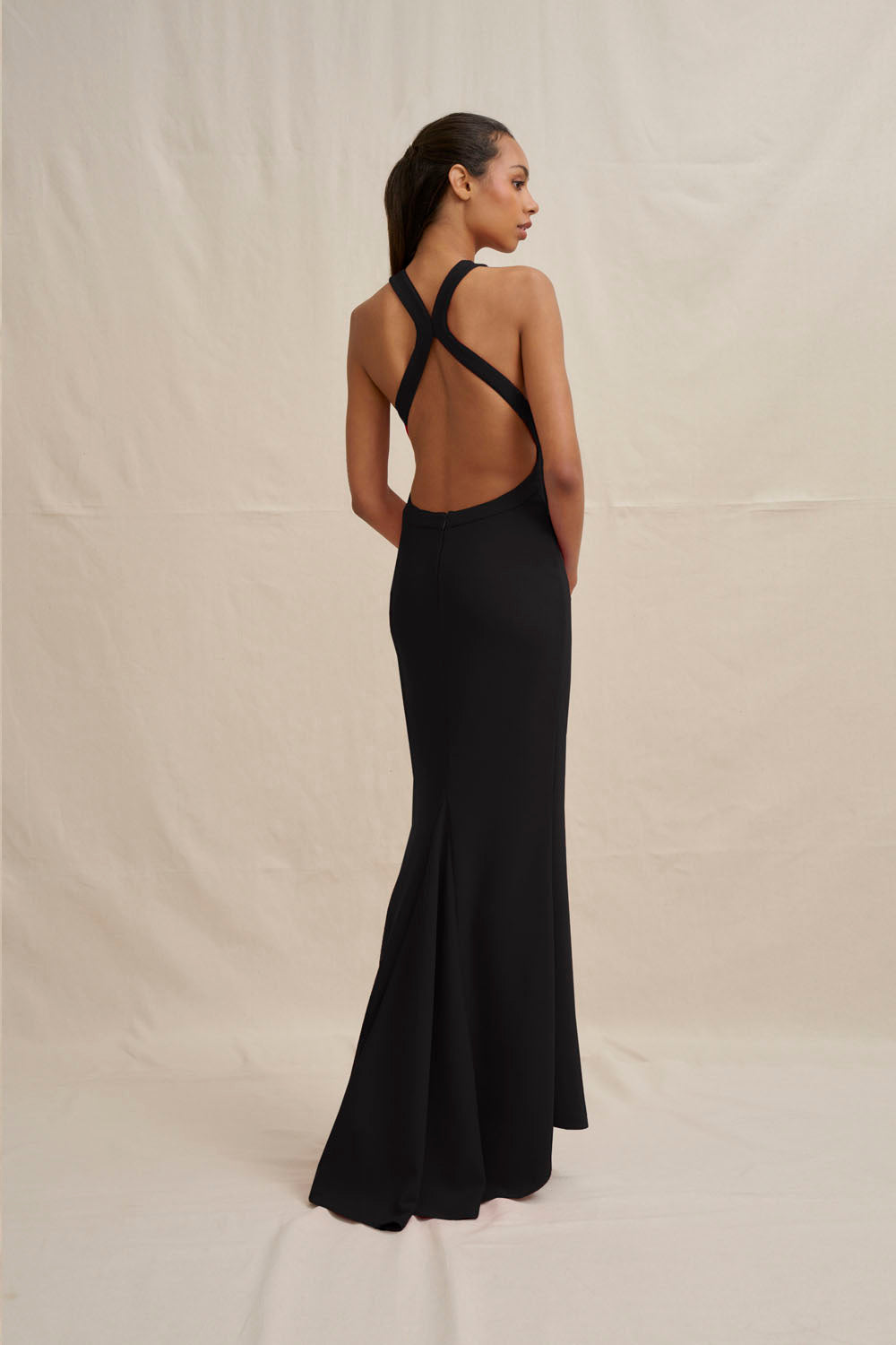 Velora Open Back Jersey Gown – BY JOHNNY.